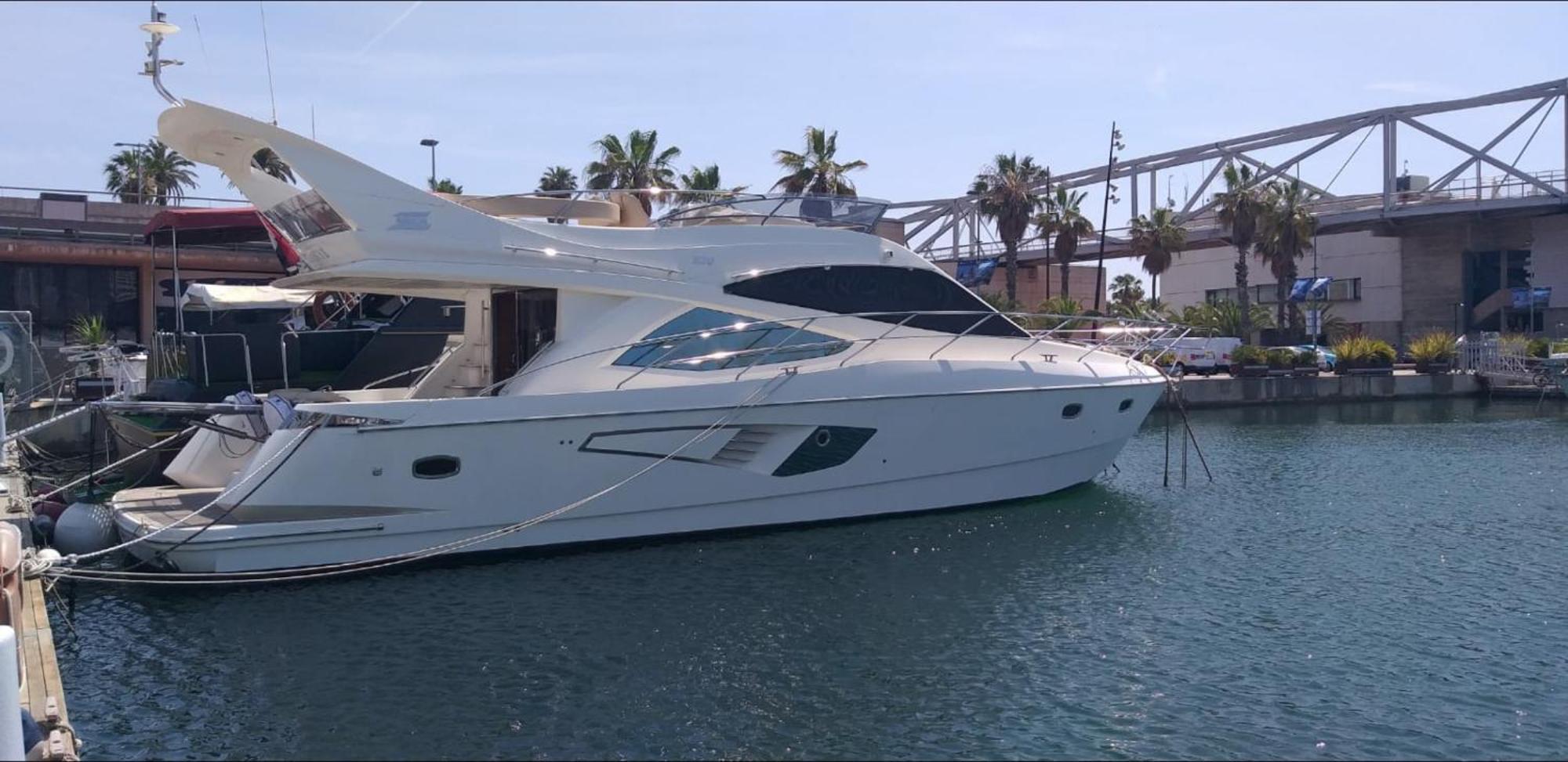 Yacht In Barcelona Hotel Sant Adria de Besos Kültér fotó